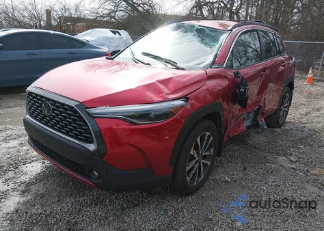 2025 Toyota Corolla Cross Xle z USA, uszkodzony, nr VIN 7MUEAAAG9SV142308